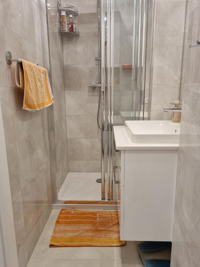 Apartamento W Kolorze Miety Varsovia Exterior foto